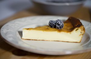 Porción de tarta de queso